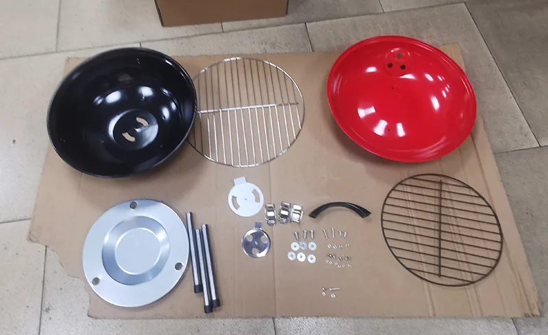 Kettle Charcoal grill with all accessories